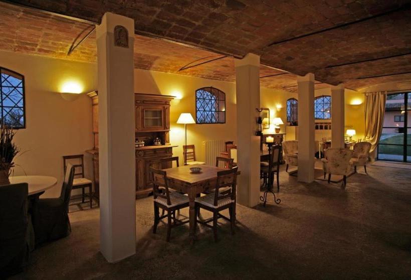 ホテル Società Agricola Le More Agriturismo La Dondina