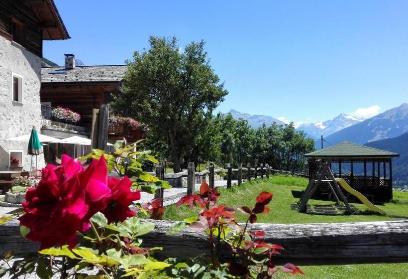 هتل Agriturismo Raethia