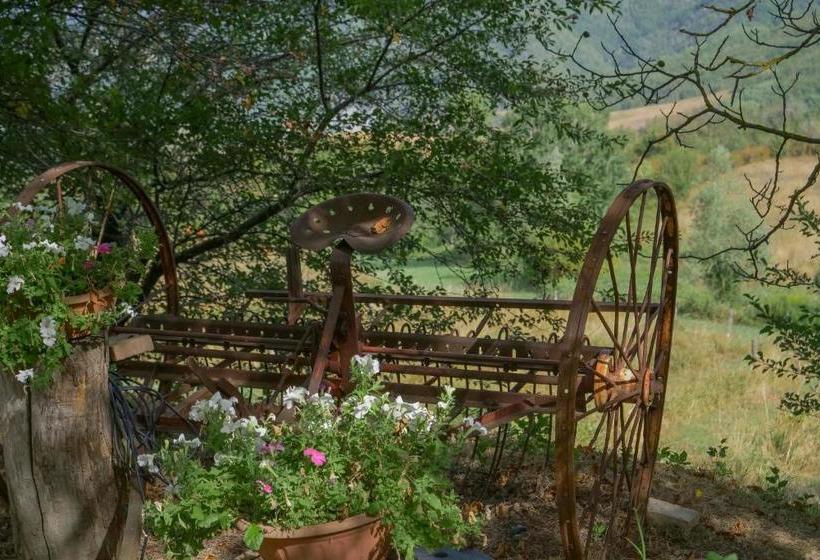 ホテル La Piana Dei Castagni