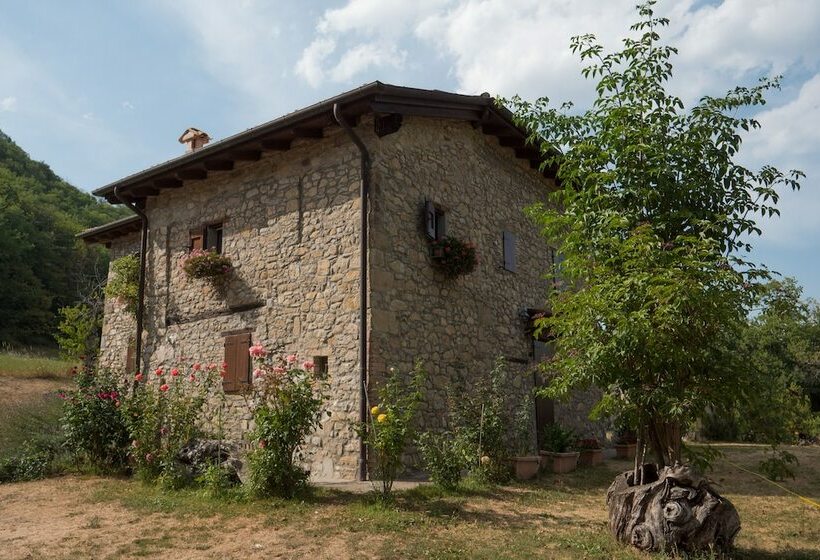 ホテル La Piana Dei Castagni