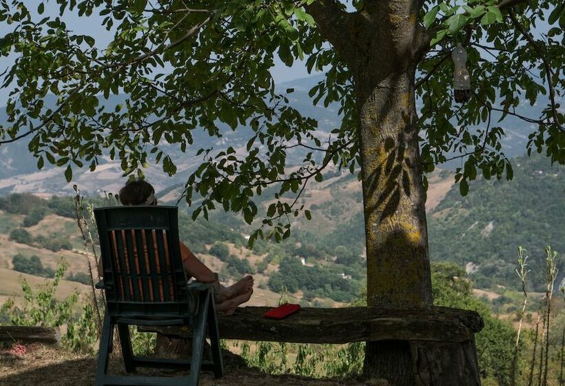 ホテル La Piana Dei Castagni