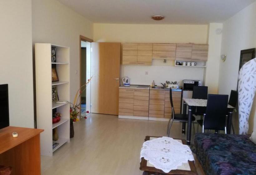 Krasi Apartments In Perla Complex