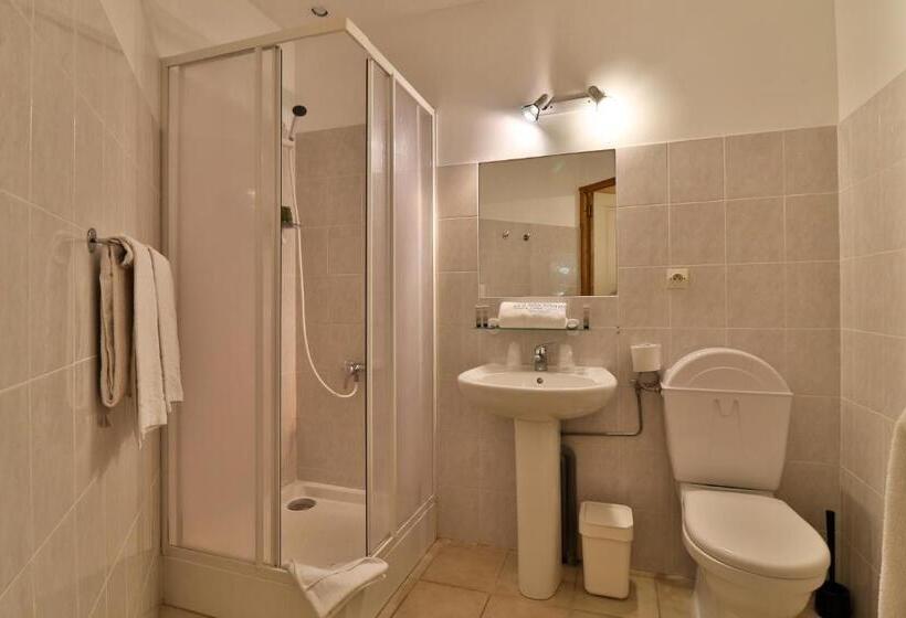 Les Arbousiers Village Hôtel Provençal