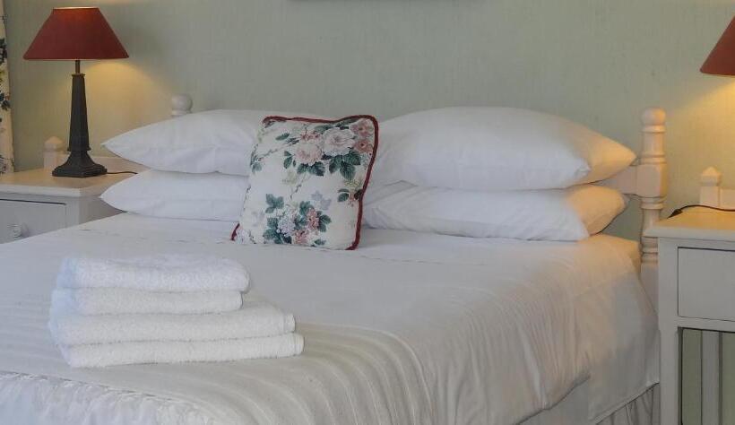 پانسیون Braeview Guest House