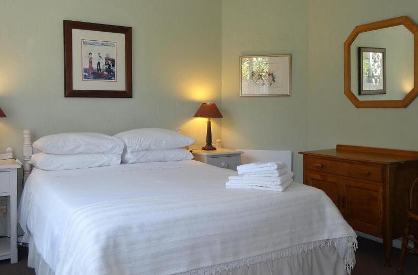 پانسیون Braeview Guest House