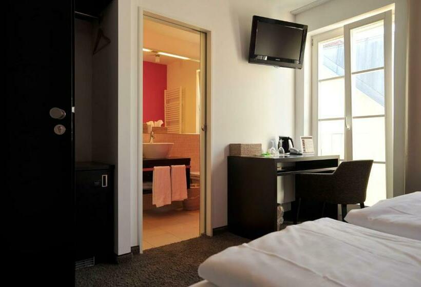 Пансион Cafe Elisabeth