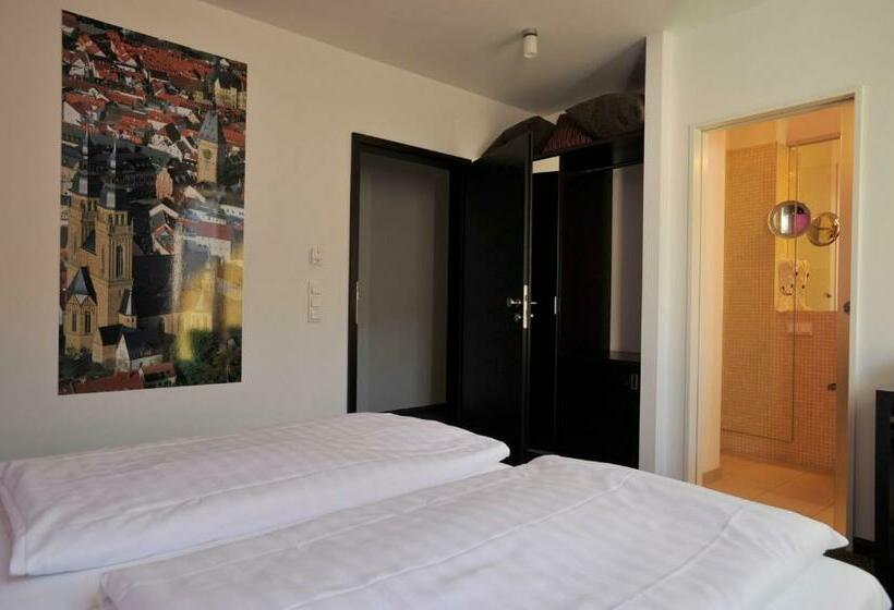 Пансион Cafe Elisabeth