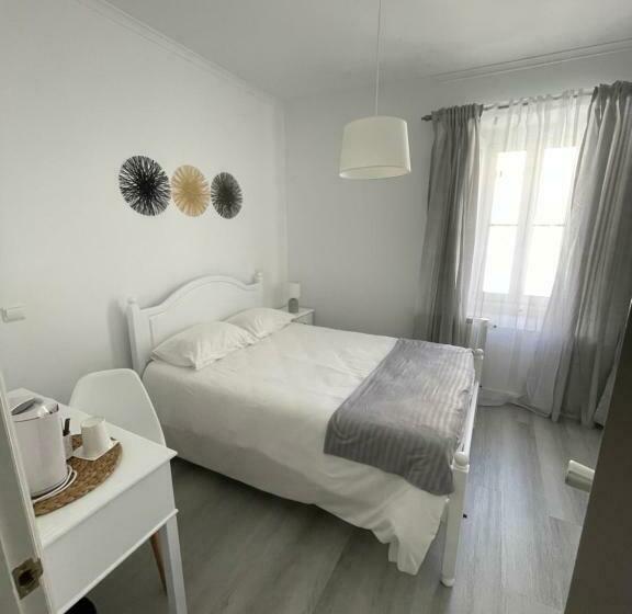 پانسیون Casa De Hospedes D. Maria Parreirinha