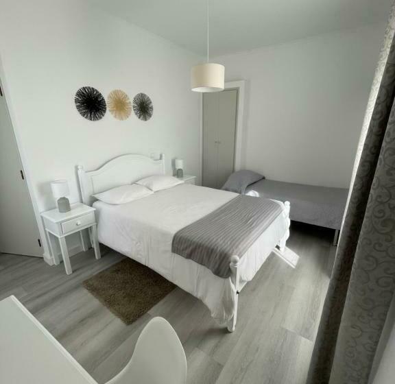 پانسیون Casa De Hospedes D. Maria Parreirinha