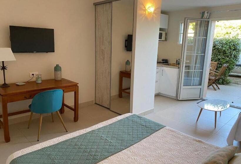 Пансион Chambres D'hotes Les Amandiers