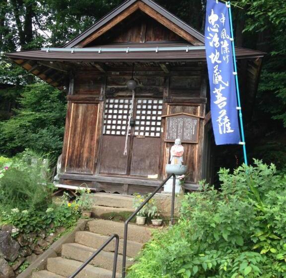 پانسیون Fujiyoshi