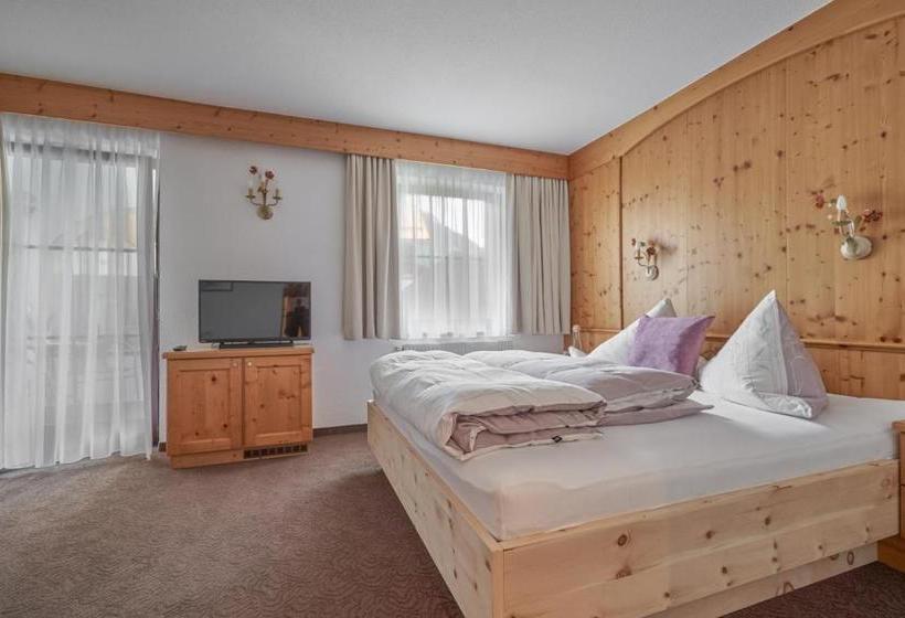 پانسیون Felsenstüberl