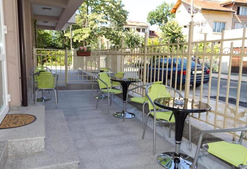 بنسيون Guest House Dobi