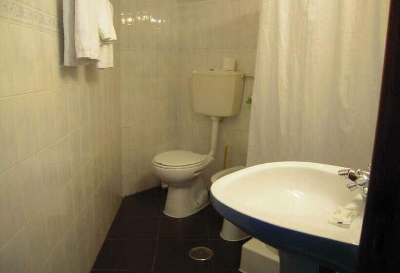 پانسیون Guesthouse Lusa Atenas