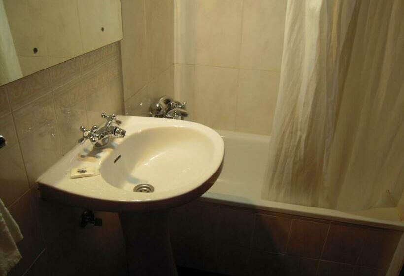 پانسیون Guesthouse Lusa Atenas