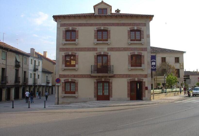 بنسيون Hospederia El Fielato