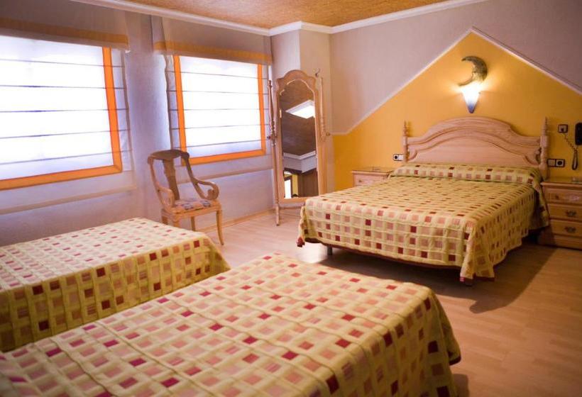 Пансион Hostal La Campana