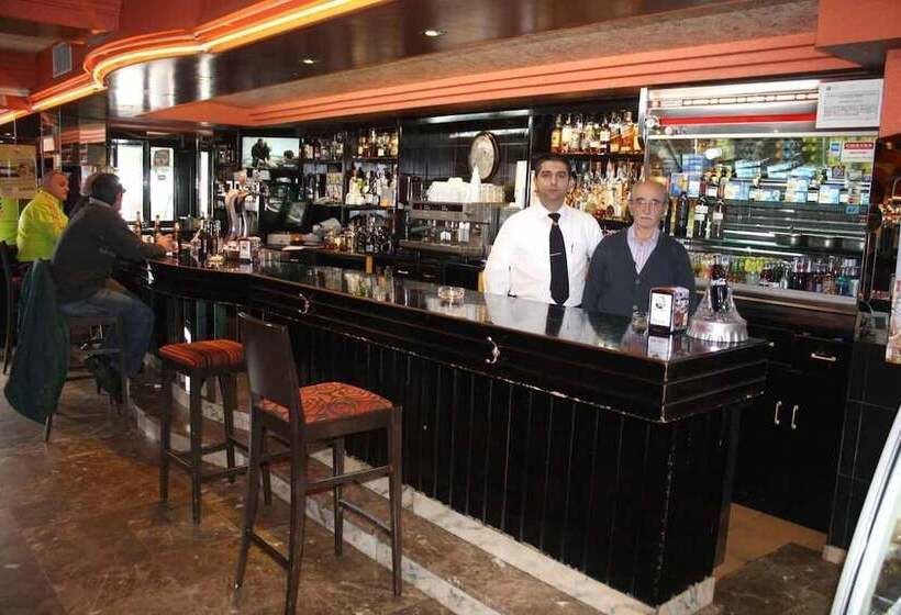 펜션 Hostal Macami