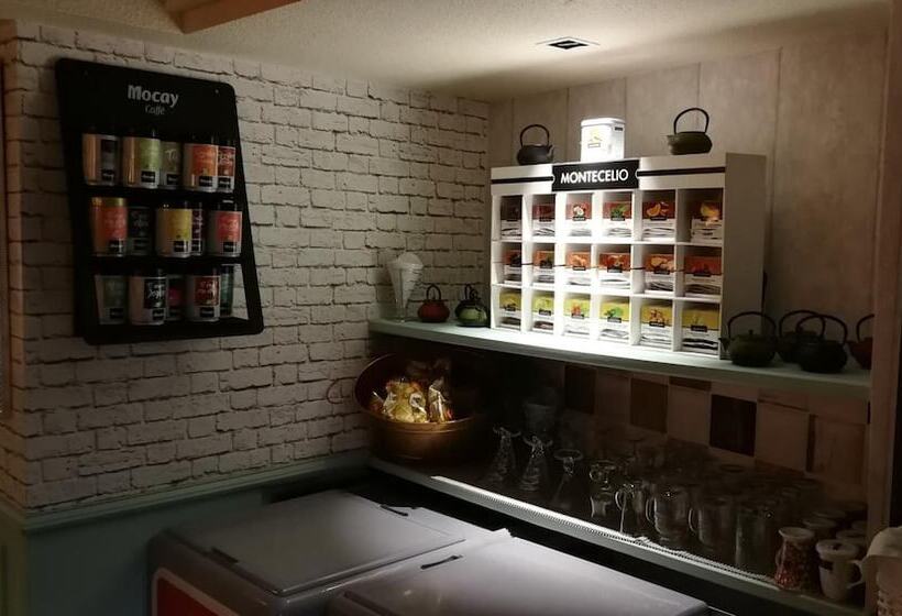 펜션 Hostal Macami