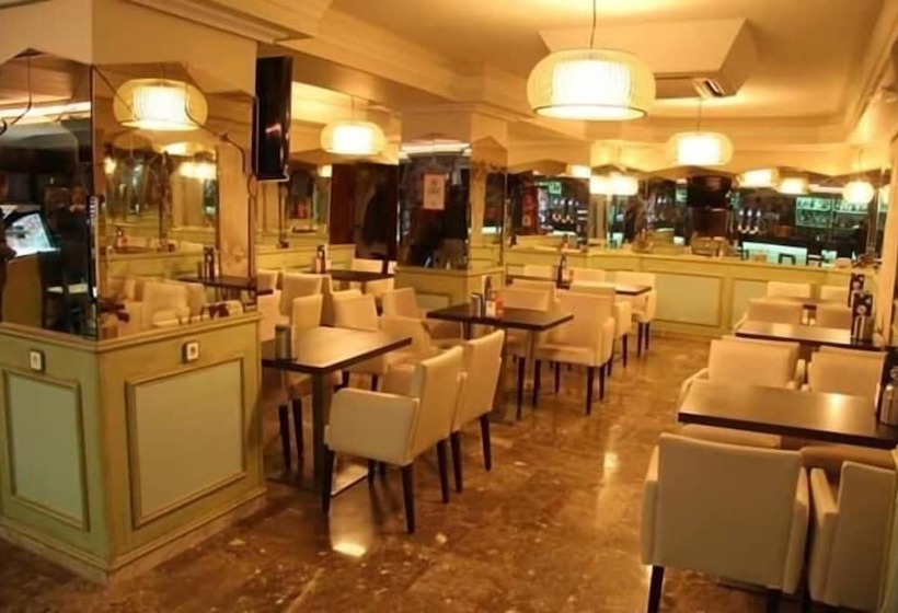 펜션 Hostal Macami