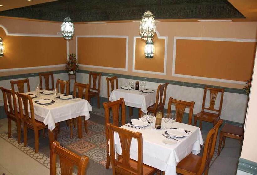 펜션 Hostal Macami