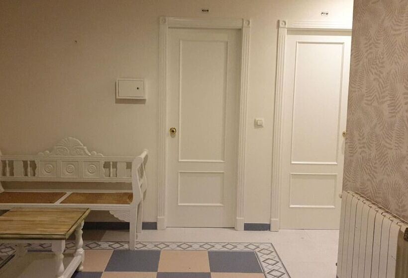 펜션 Hostal Macami