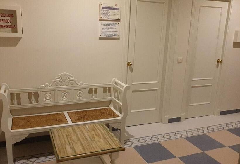 펜션 Hostal Macami