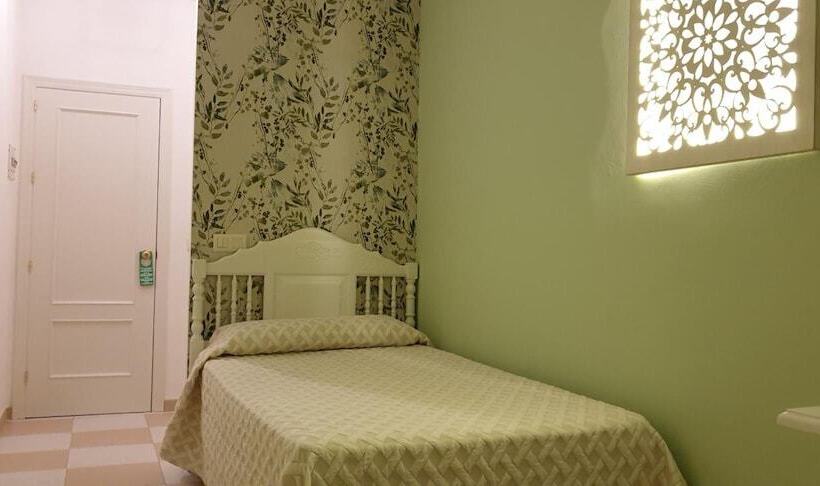 펜션 Hostal Macami