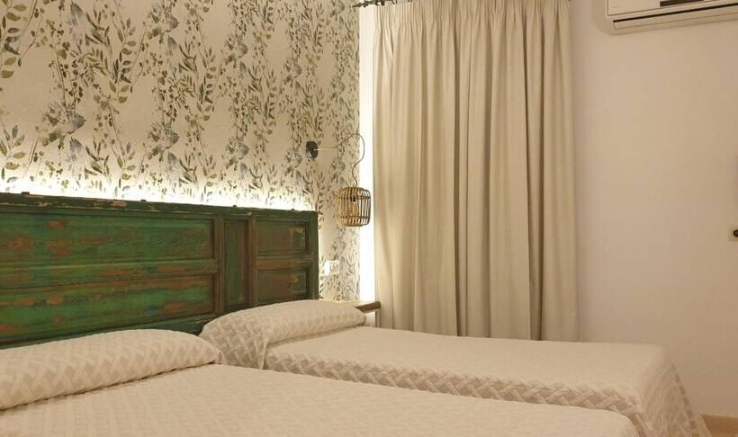 펜션 Hostal Macami