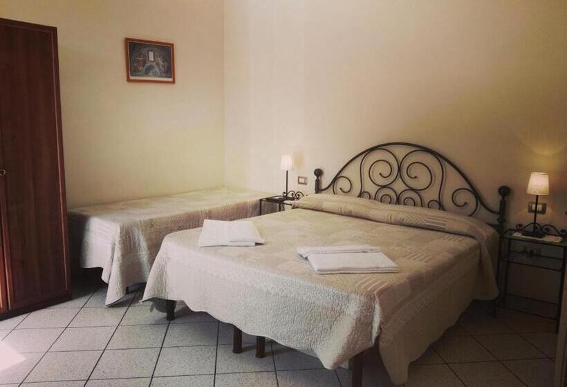 Пансион Il Casolare Di Leonardo