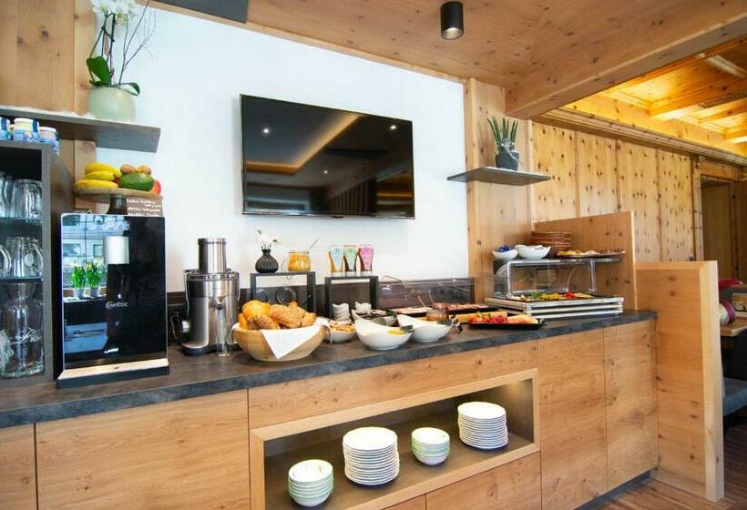 ペンション Köcks Bed & Breakfast