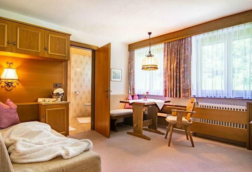 ペンション Köcks Bed & Breakfast