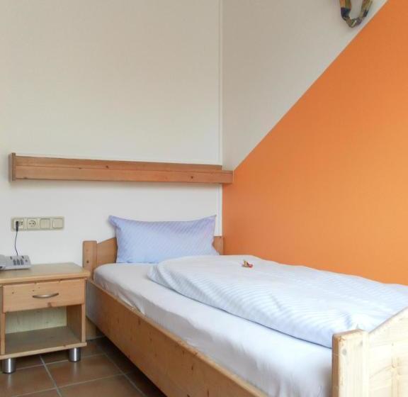 펜션 Landgasthof Asum