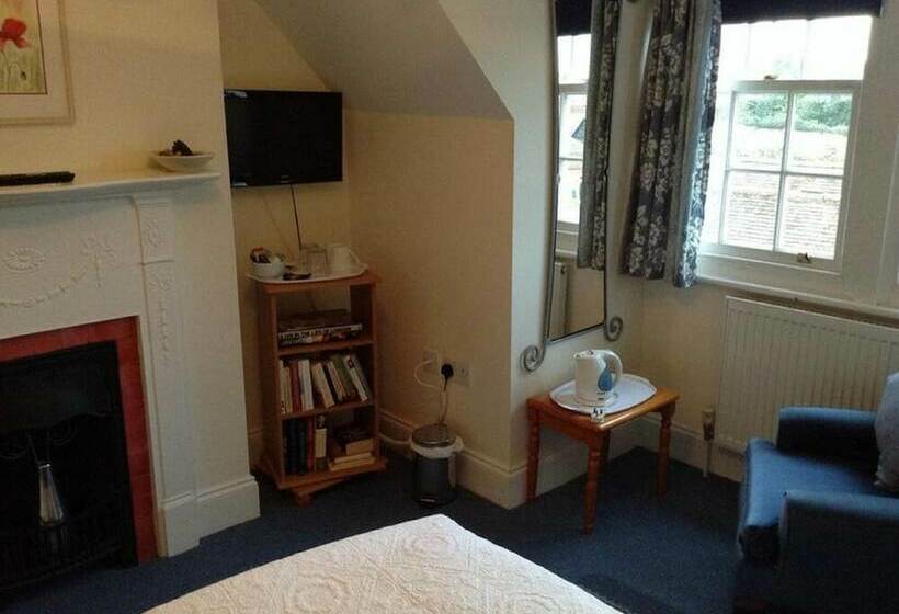 Пансион Malt Lodge