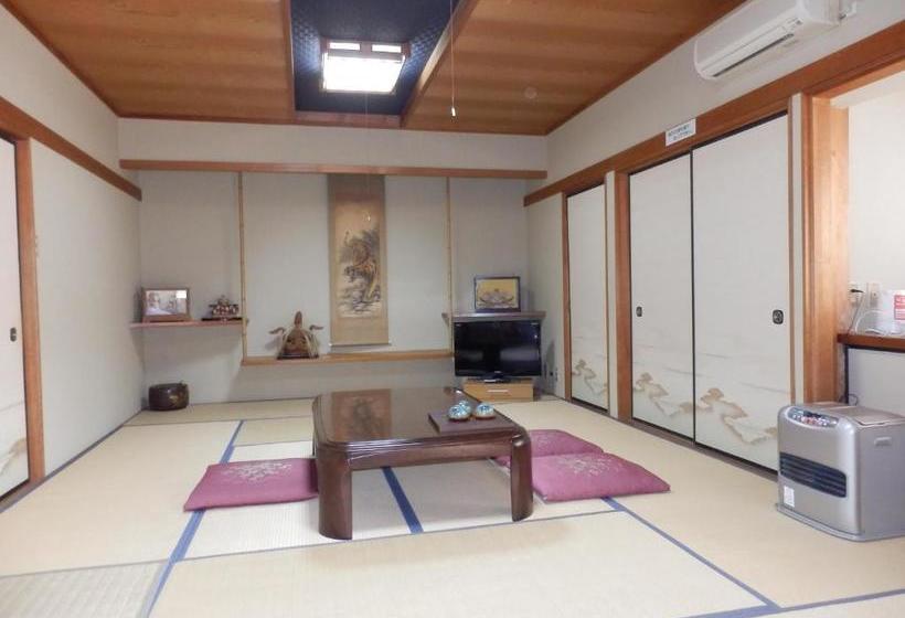 ペンション Minshuku Ginmatsu