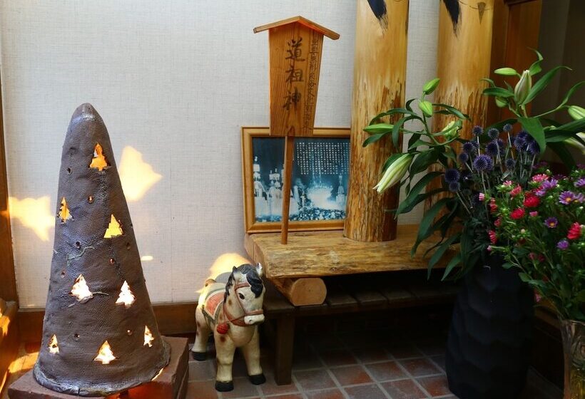 پانسیون Mominoki