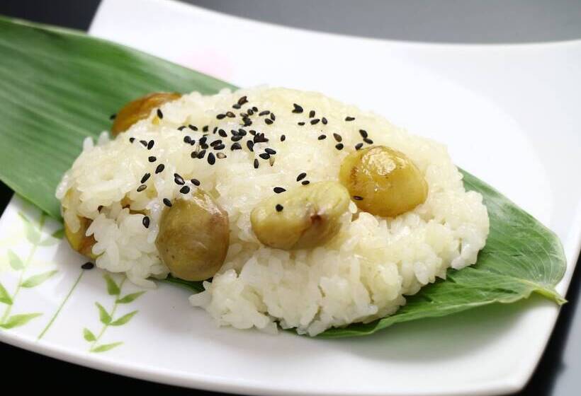 پانسیون Mominoki