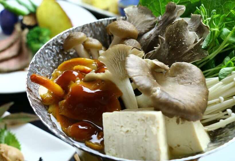 پانسیون Mominoki