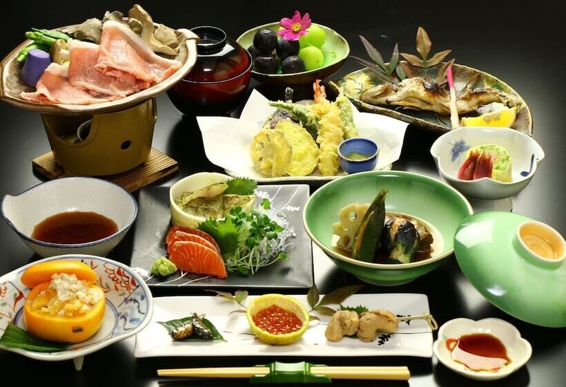 پانسیون Mominoki