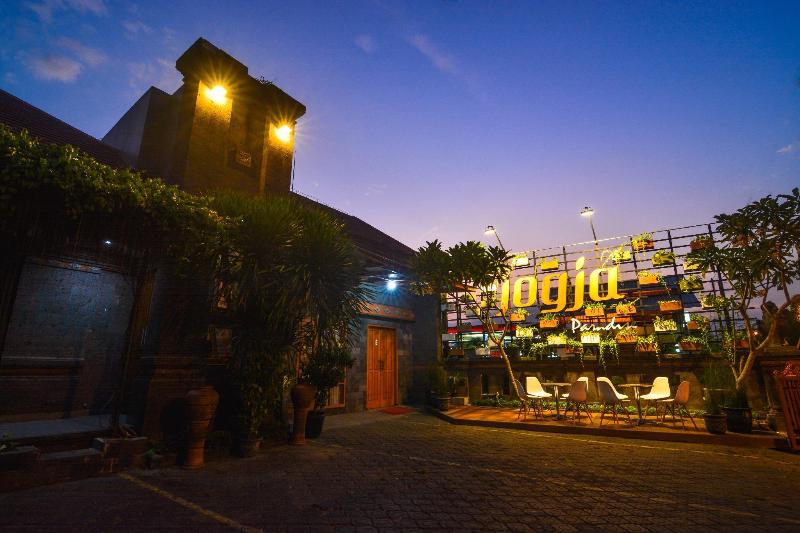 بنسيون Omah Semar