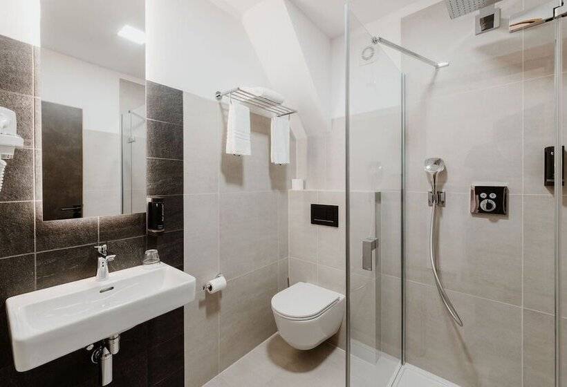 پانسیون Penzion Austis