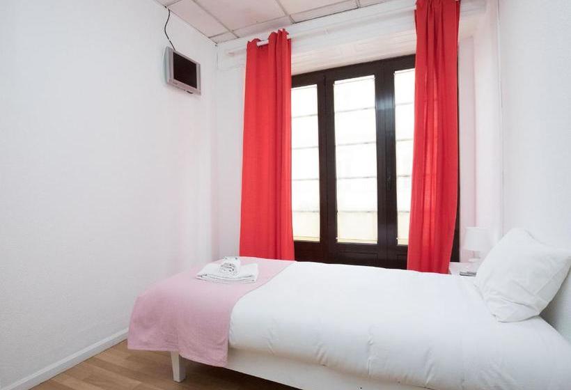 بنسيون Peters Guesthouse