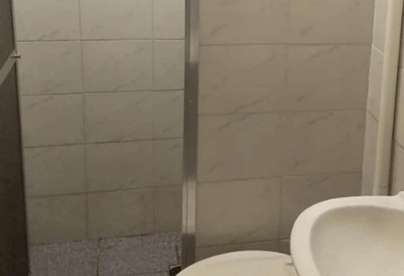 פנסיון Hospedagem Central   Aluguel Economico