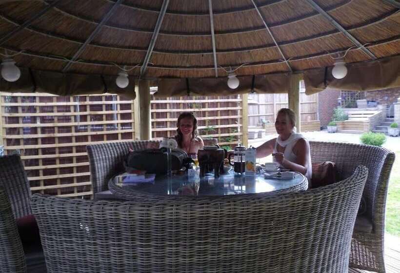 פנסיון Richmond Lane Guest House   Aa Accredited