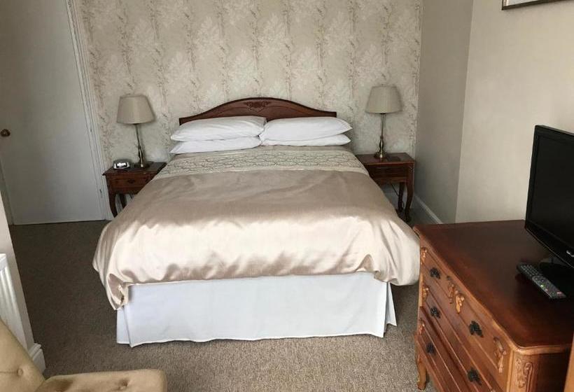 بنسيون San Brelade