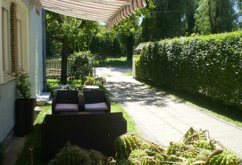 펜션 Tarr Tímea Apartmanok