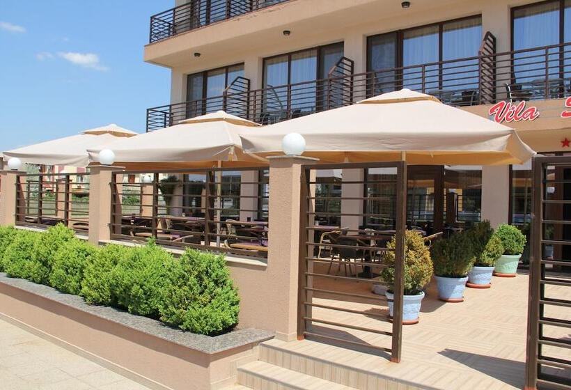 פנסיון Vila Sangria