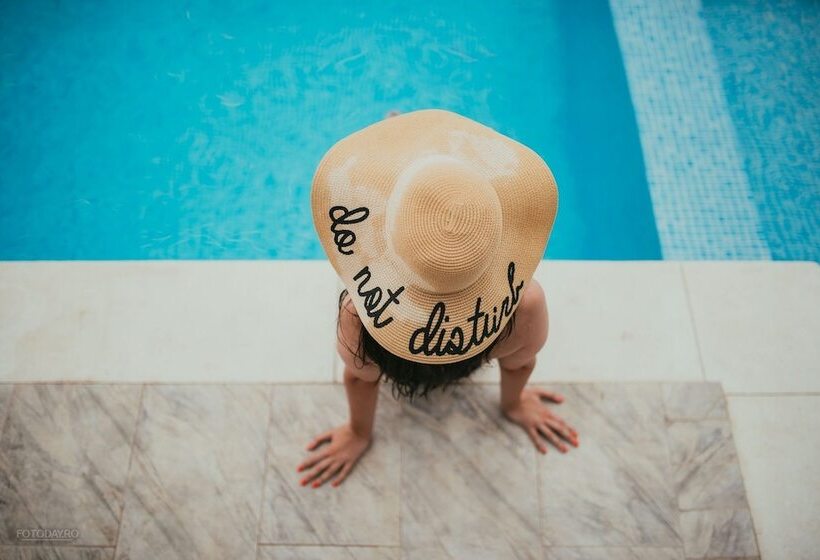 פנסיון Vila Sangria