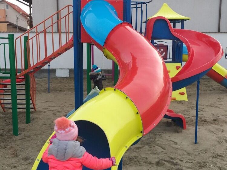 פנסיון Vila Sangria