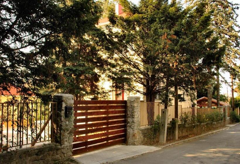 ペンション Villa Cecile